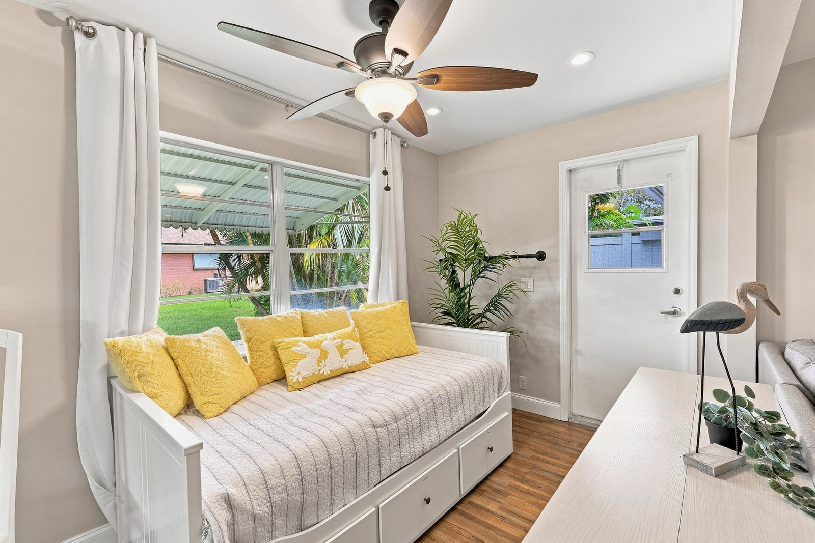 435 BLUEBIRD Lane, Delray Beach, FL 33445 photo 17