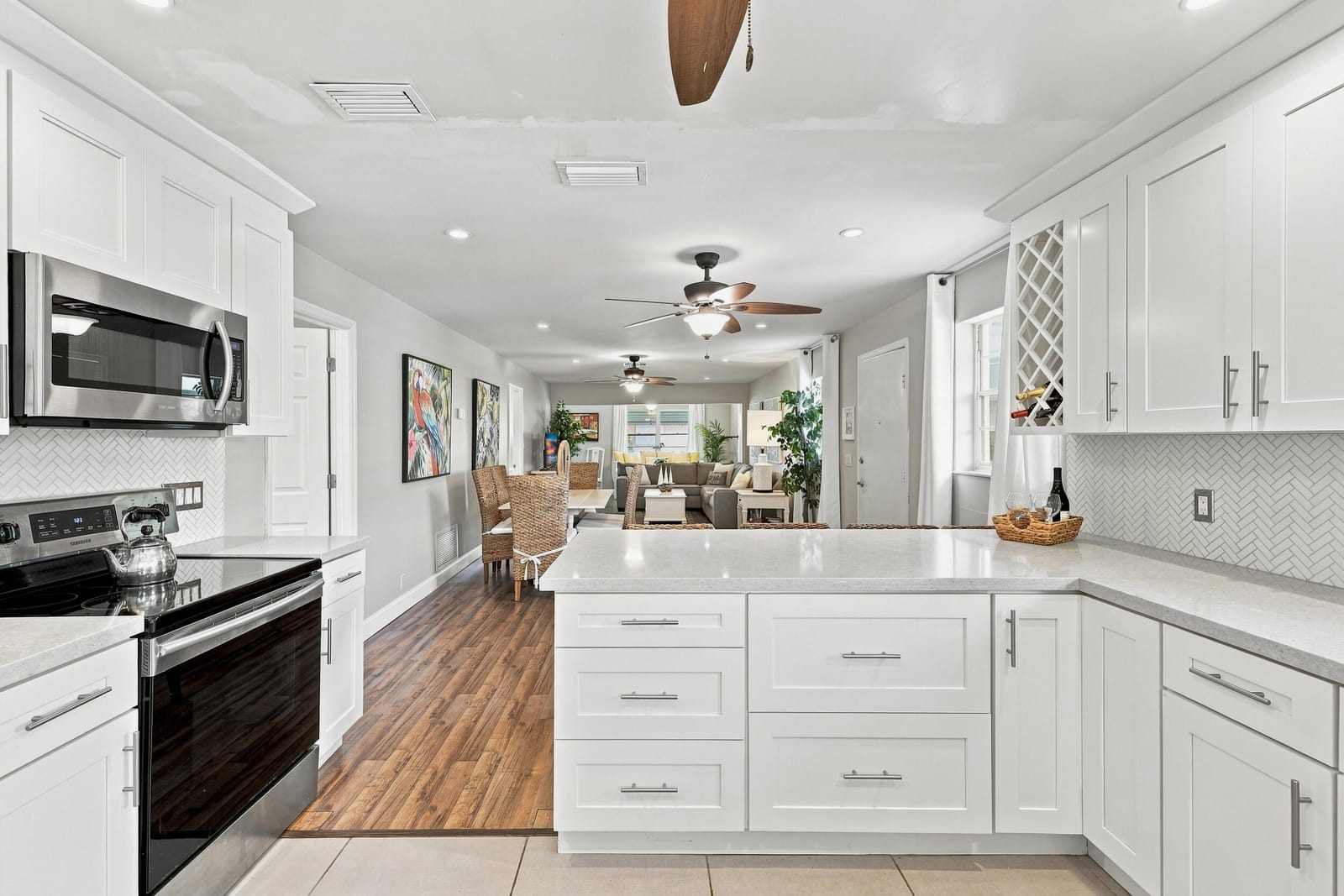435 BLUEBIRD Lane, Delray Beach, FL 33445