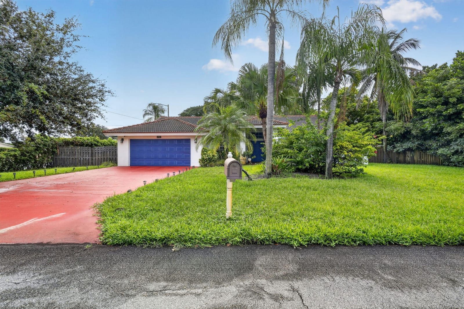1770 EMILIO Lane, Palm Springs, FL 33406 photo 2
