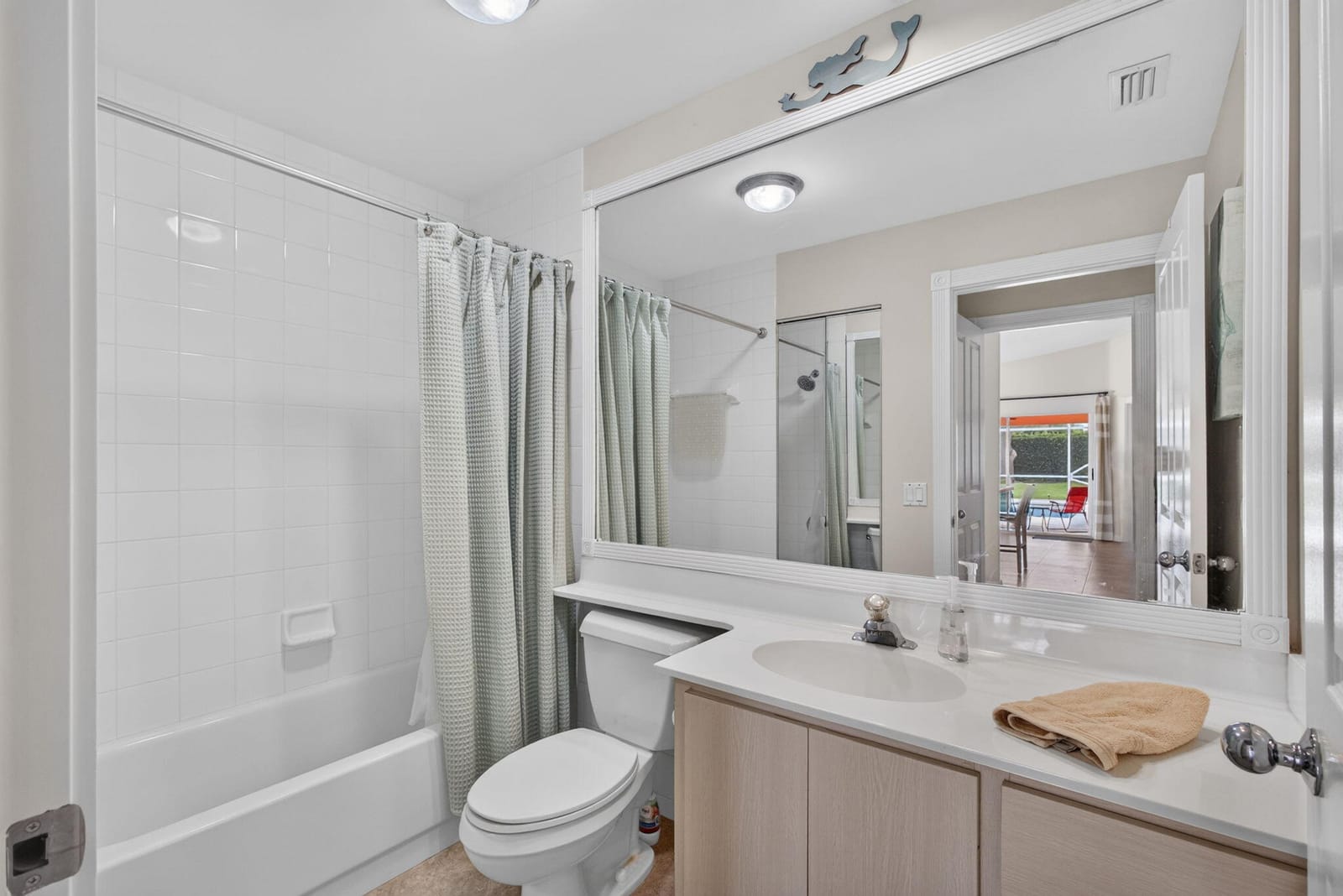 4238 ROYAL OAK Drive — photo 10