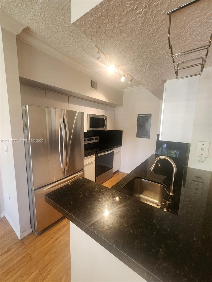 11650 SW 2nd Street 16205, Pembroke Pines, FL 33025 photo 19