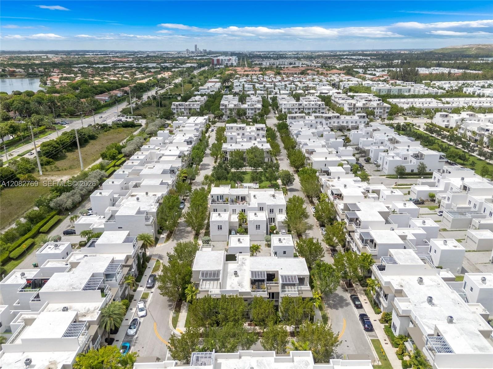 10545 NW 63rd Terrace, Doral, FL 33178 photo 14