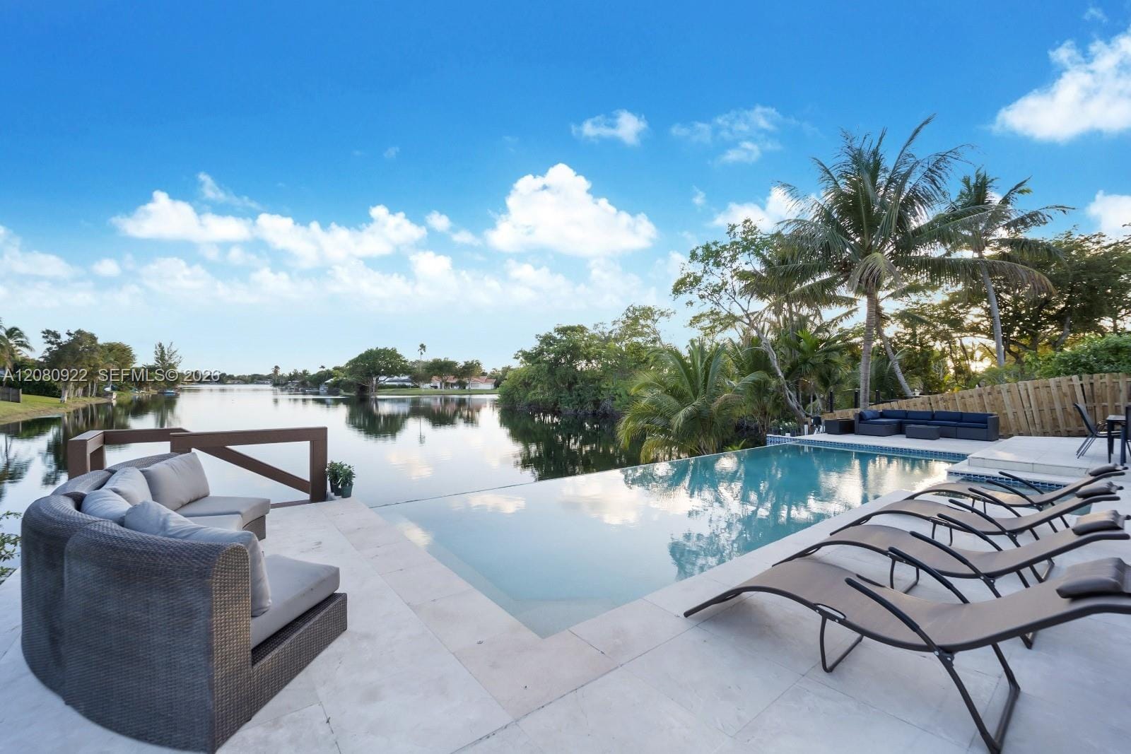 2286 NE 215th Street 2286, Miami, FL 33180 photo 1