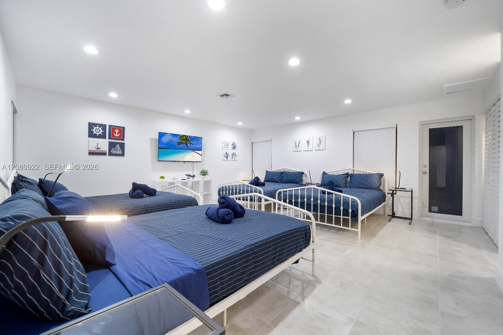 2286 NE 215th Street 2286, Miami, FL 33180 photo 15