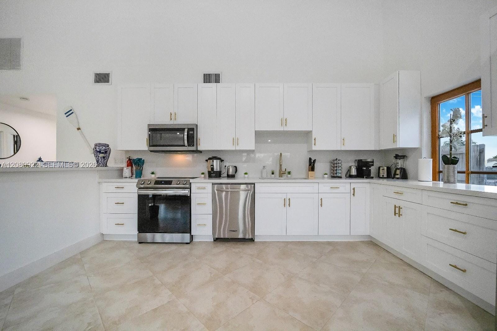 2286 NE 215th Street 2286, Miami, FL 33180 photo 5