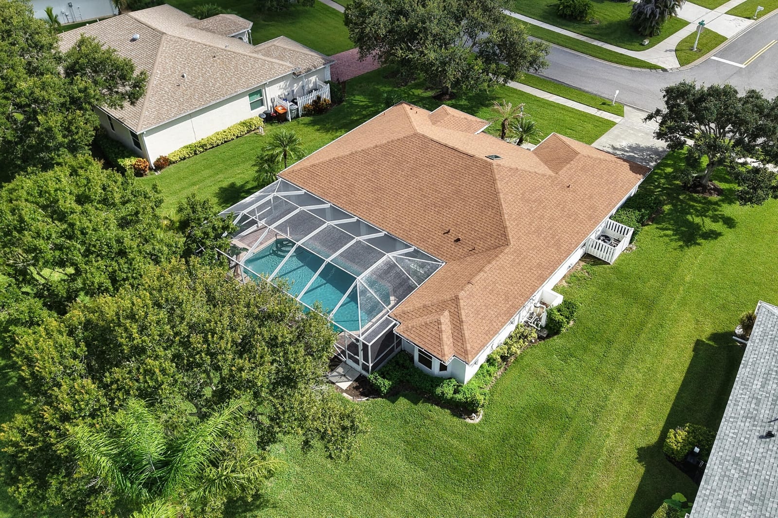 240 53RD Circle — photo 3