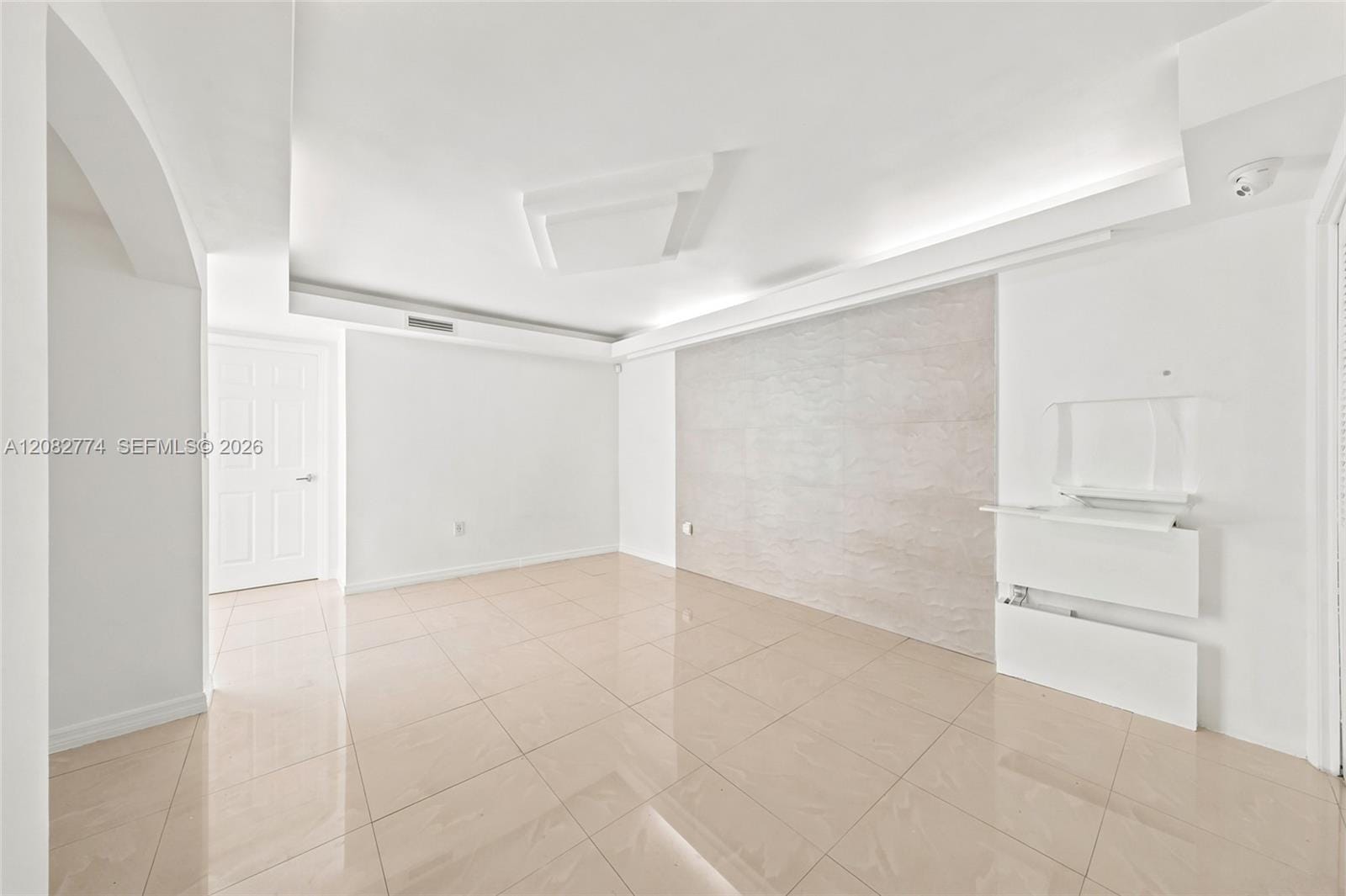 9674 Fontainebleau Boulevard 28 — photo 5