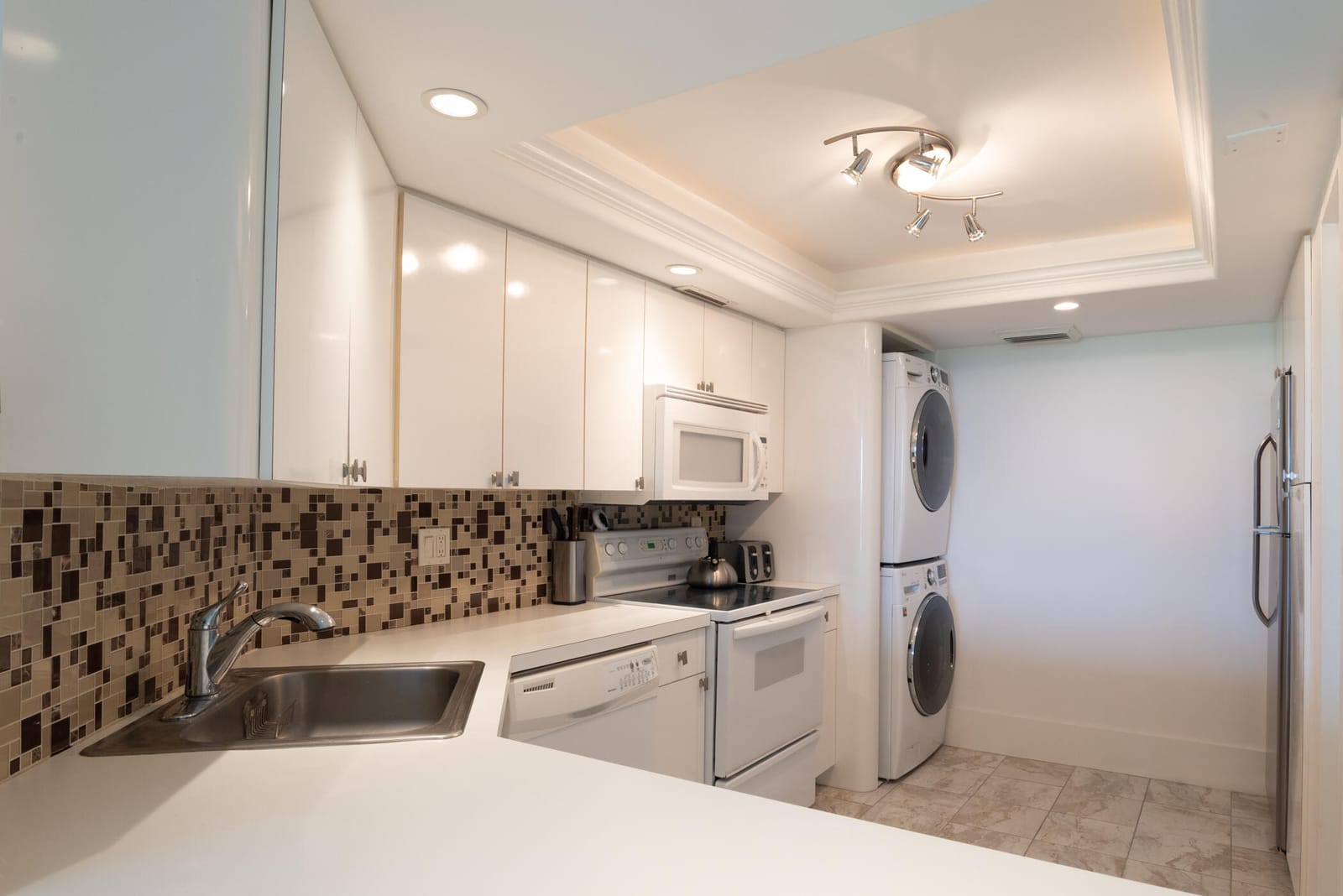 2000 PRESIDENTIAL Way 603, West Palm Beach, FL 33401 photo 30