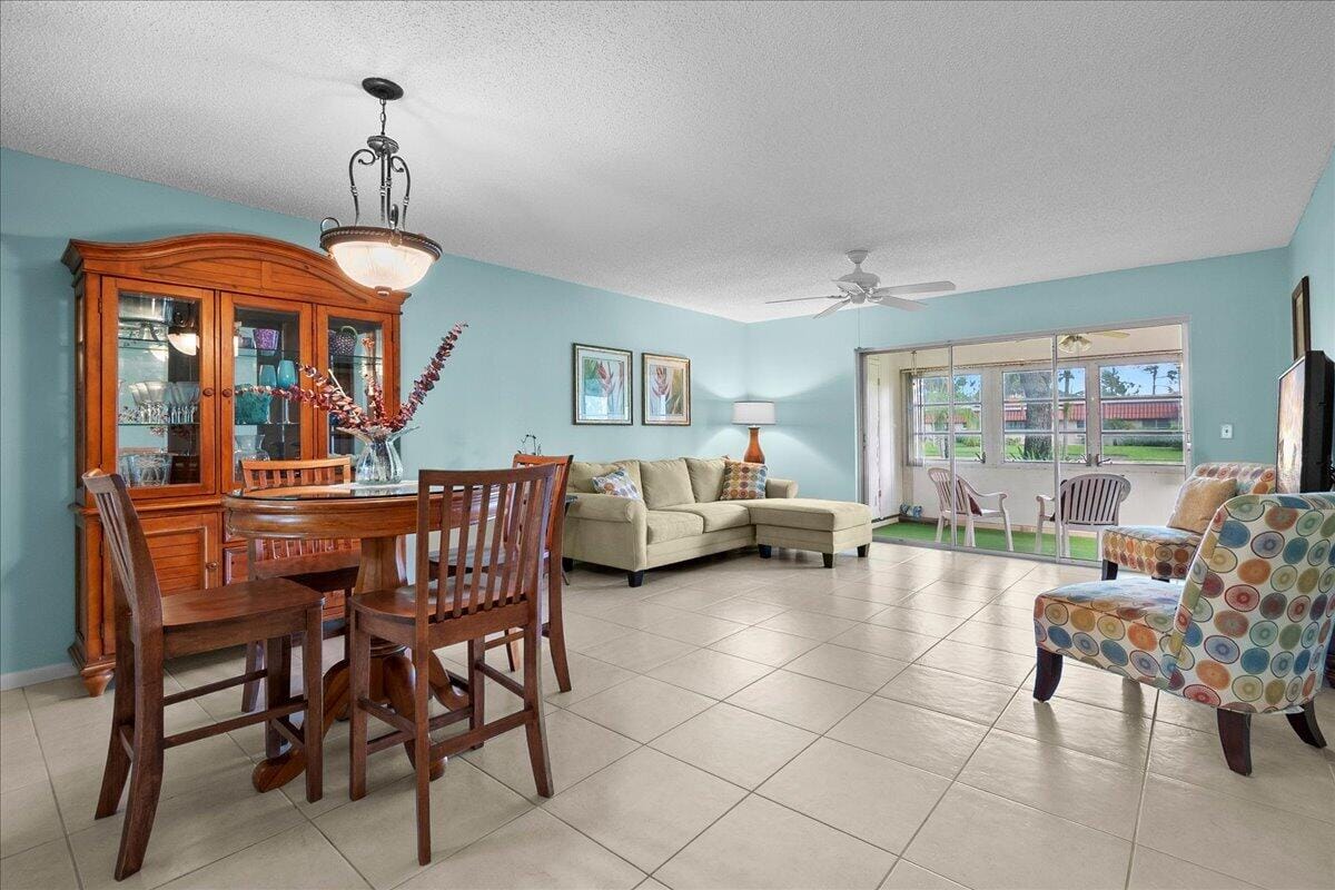 892 WORCESTER Lane B — photo 5