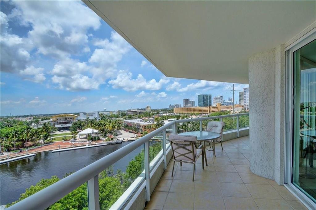 401 SW 4TH Avenue 808 — photo 9