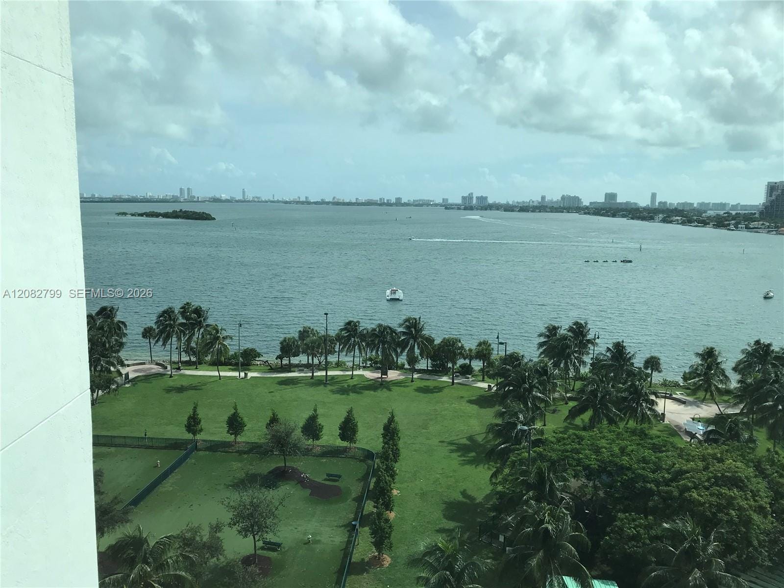 1800 N Bayshore Drive 2204 — photo 8