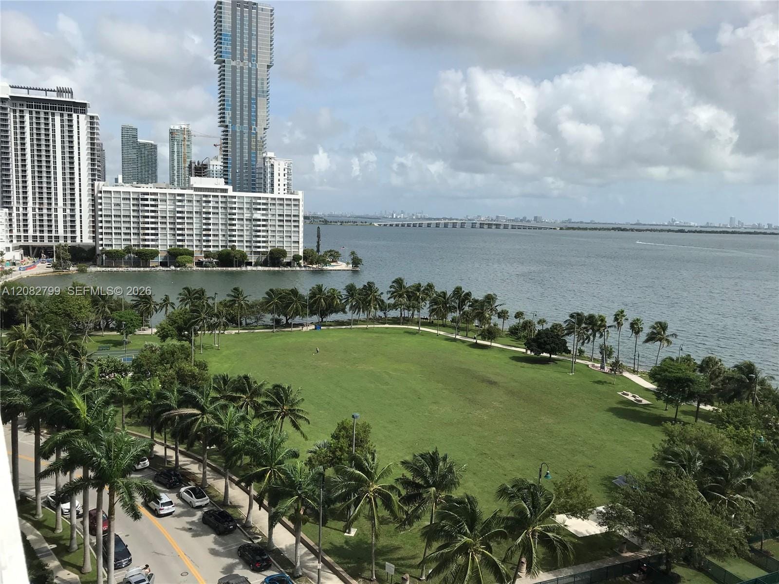 1800 N Bayshore Drive 2204 — photo 9