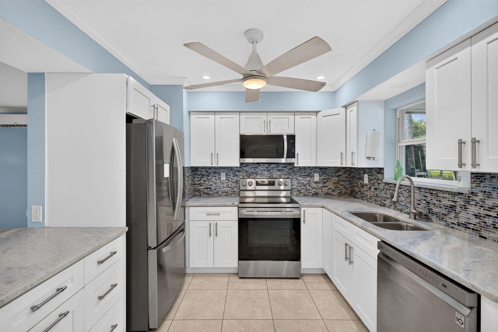 1873 SW 28TH Terrace — photo 9