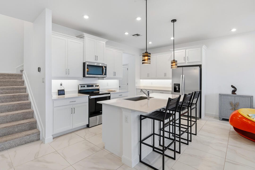 14131 SW THORENS Drive — photo 4