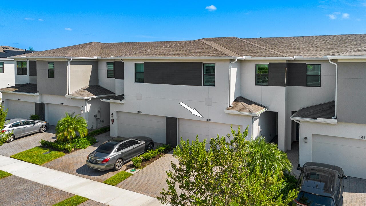 14131 SW THORENS Drive