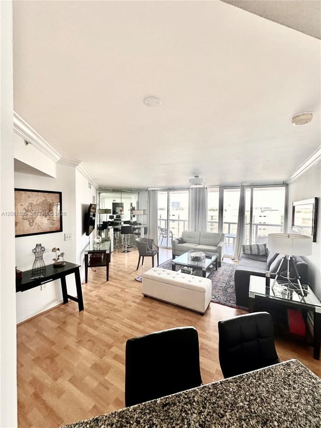 6301 Collins Avenue 806, Miami Beach, FL 33141