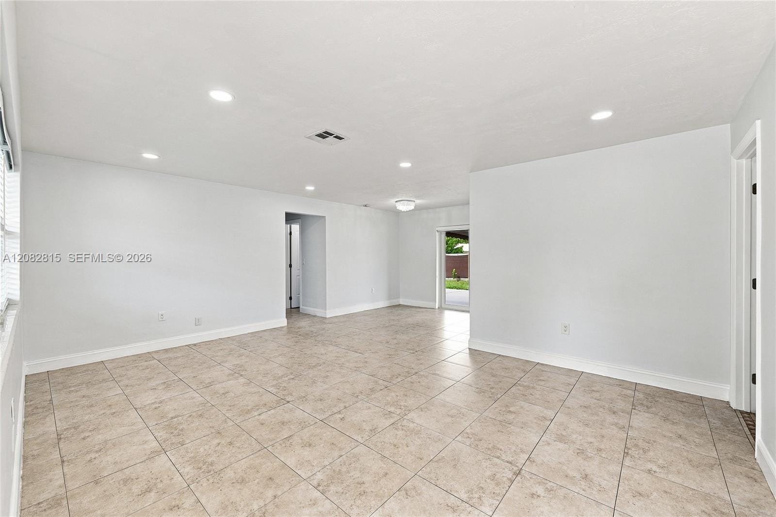 1000 NW 76th Terrace, Pembroke Pines, FL 33024 photo 17