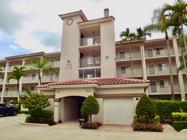 6112 Huntwick Terrace 205, Delray Beach, FL 33484