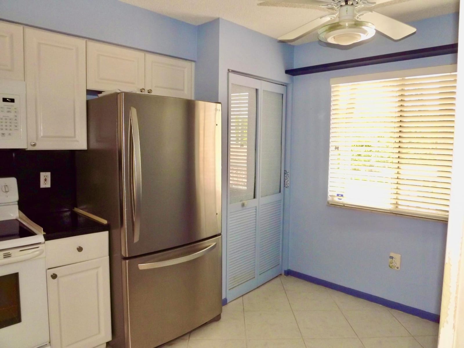 6112 Huntwick Terrace 205 — photo 8