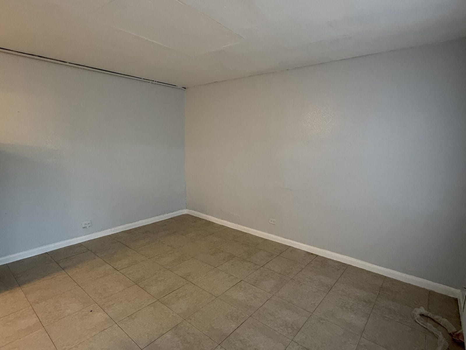 3300 Broadway Avenue 7 — photo 2