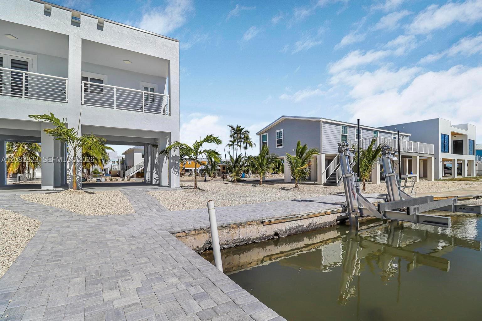 31450 Avenue G, Big Pine Key, FL 33043 photo 2