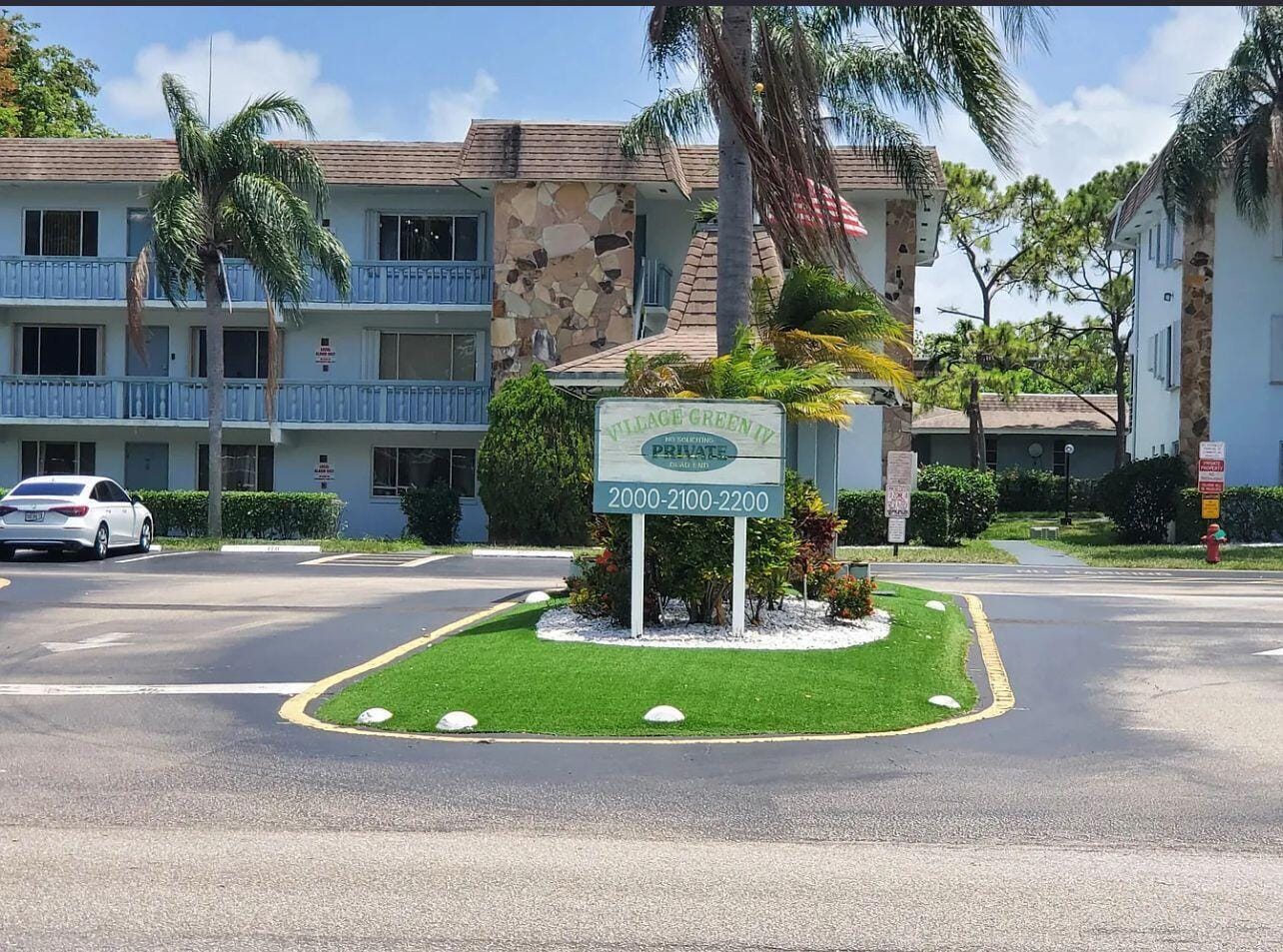 2200 SPRINGDALE Boulevard 206 — photo 12