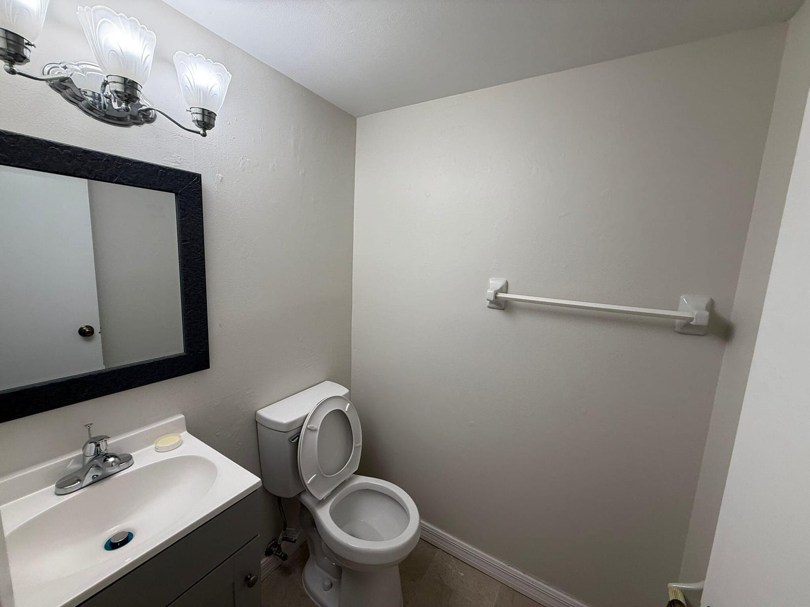 2200 SPRINGDALE Boulevard 206 — photo 5