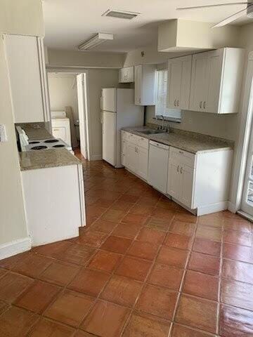 223 SE 14TH Place, Deerfield Beach, FL 33441 photo 6
