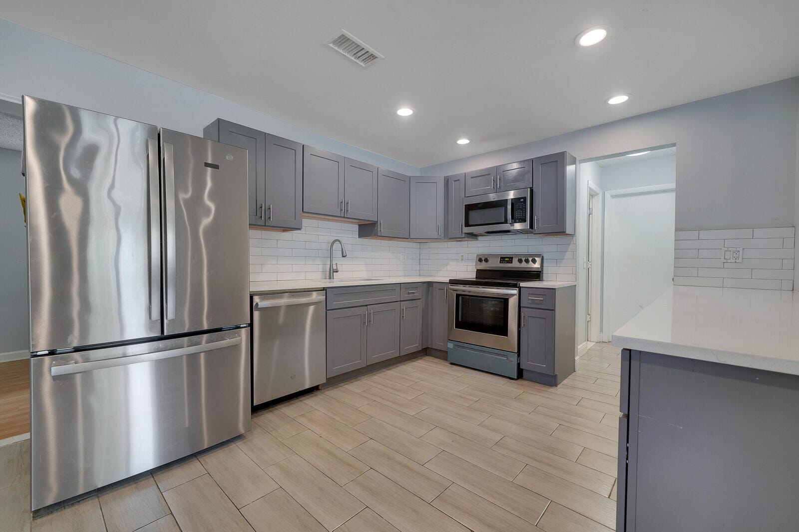 1060 NW 49th Court — photo 11