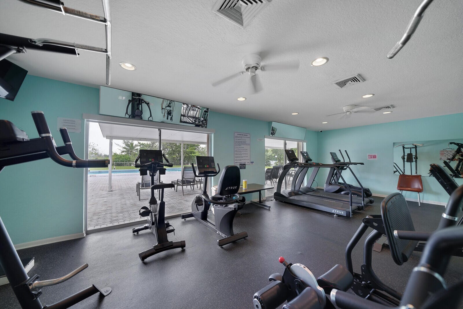 1060 NW 49th Court, Deerfield Beach, FL 33064 photo 23