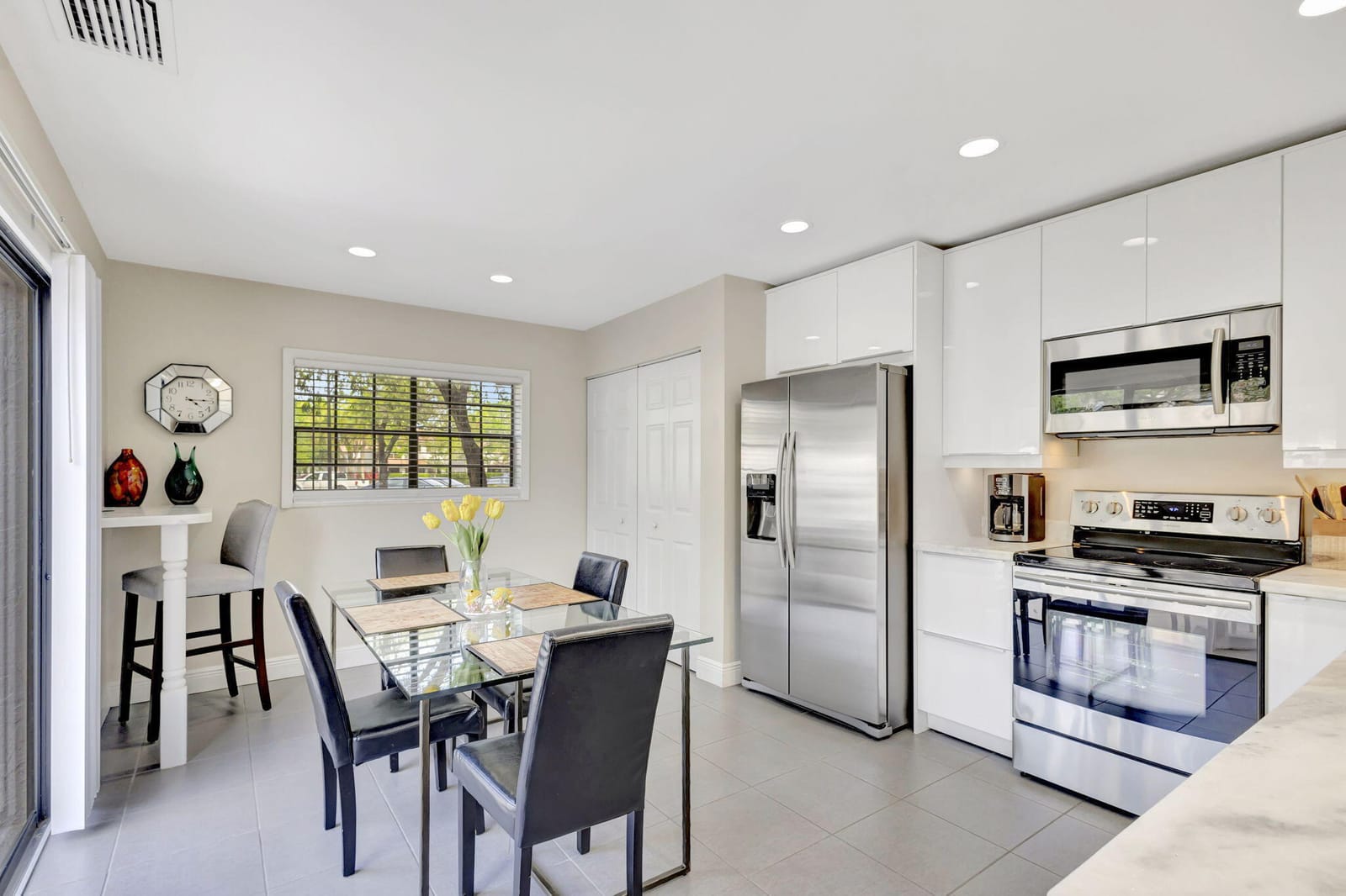 363 Prestwick Circle 1 — photo 3
