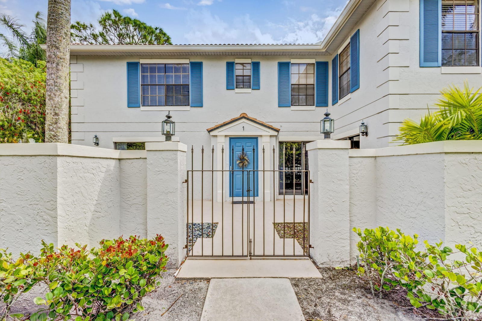 363 Prestwick Circle 1
