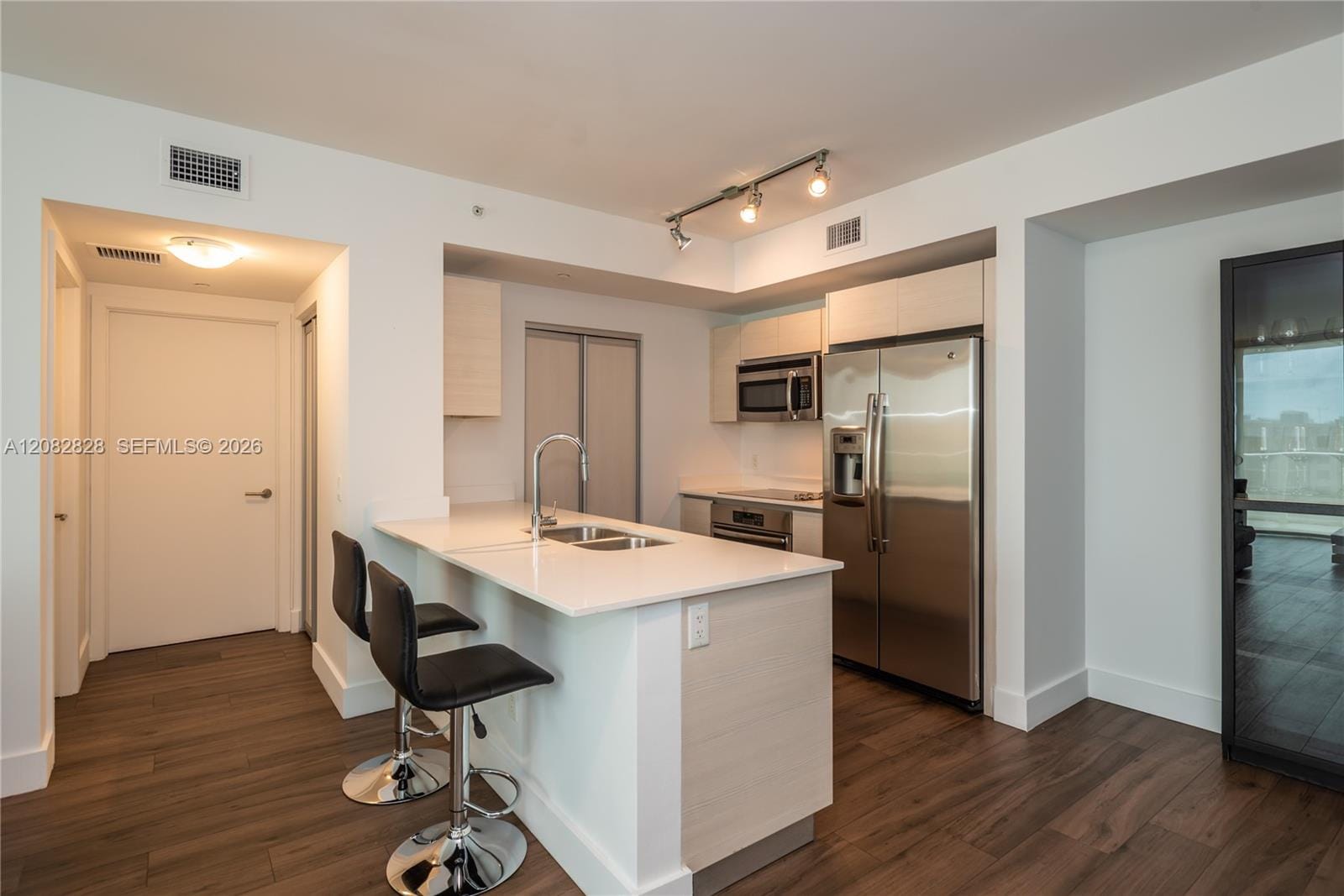 4250 Biscayne Boulevard 1616 — photo 8