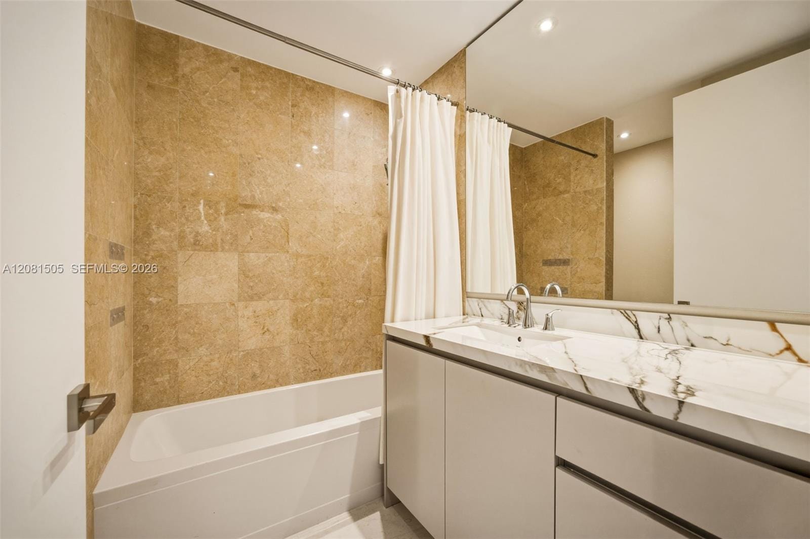 901 Brickell Key Boulevard 3708, Miami, FL 33131 photo 20