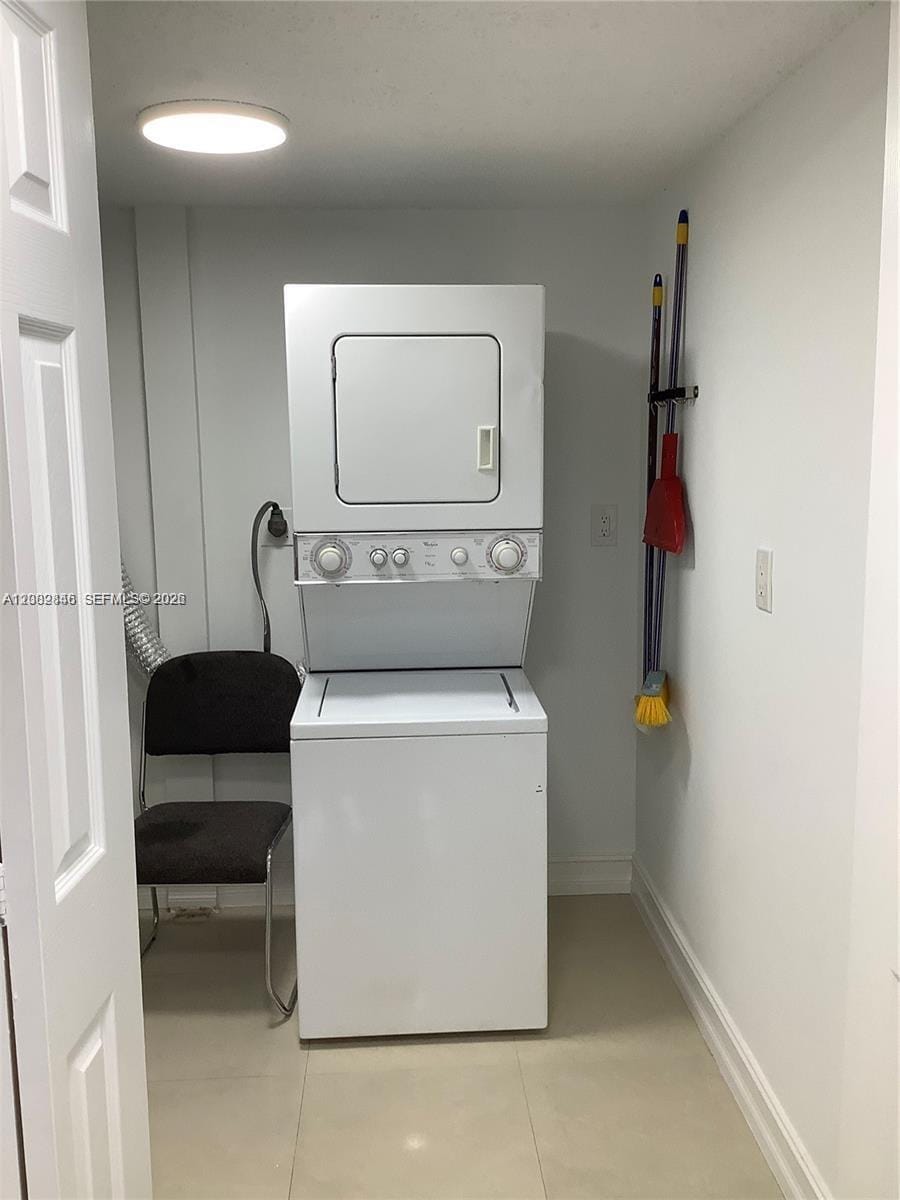 9359 Fontainebleau Boulevard F307 — photo 10