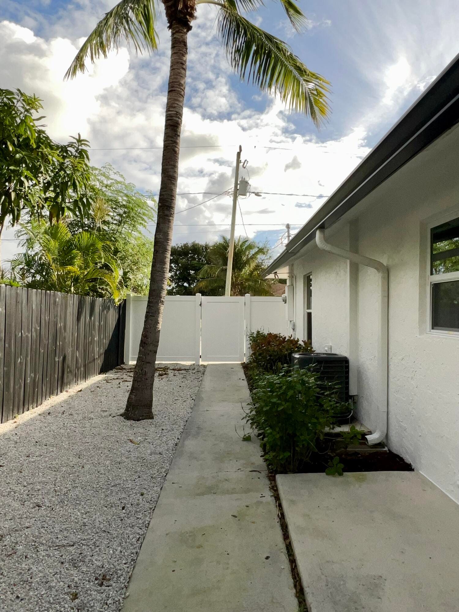 140 SW 5th Avenue — photo 7