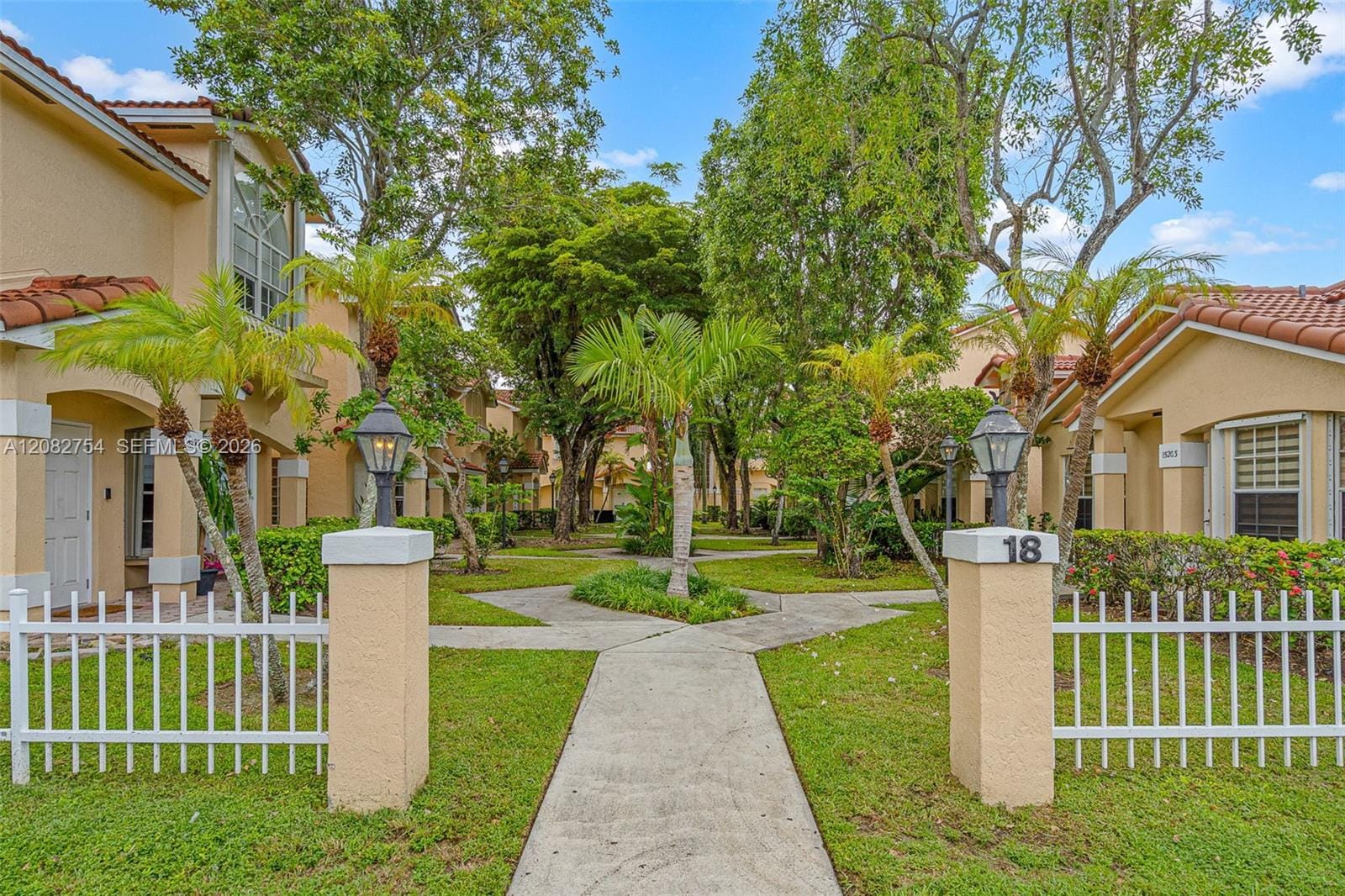 15261 SW 111th Street, Miami, FL 33196