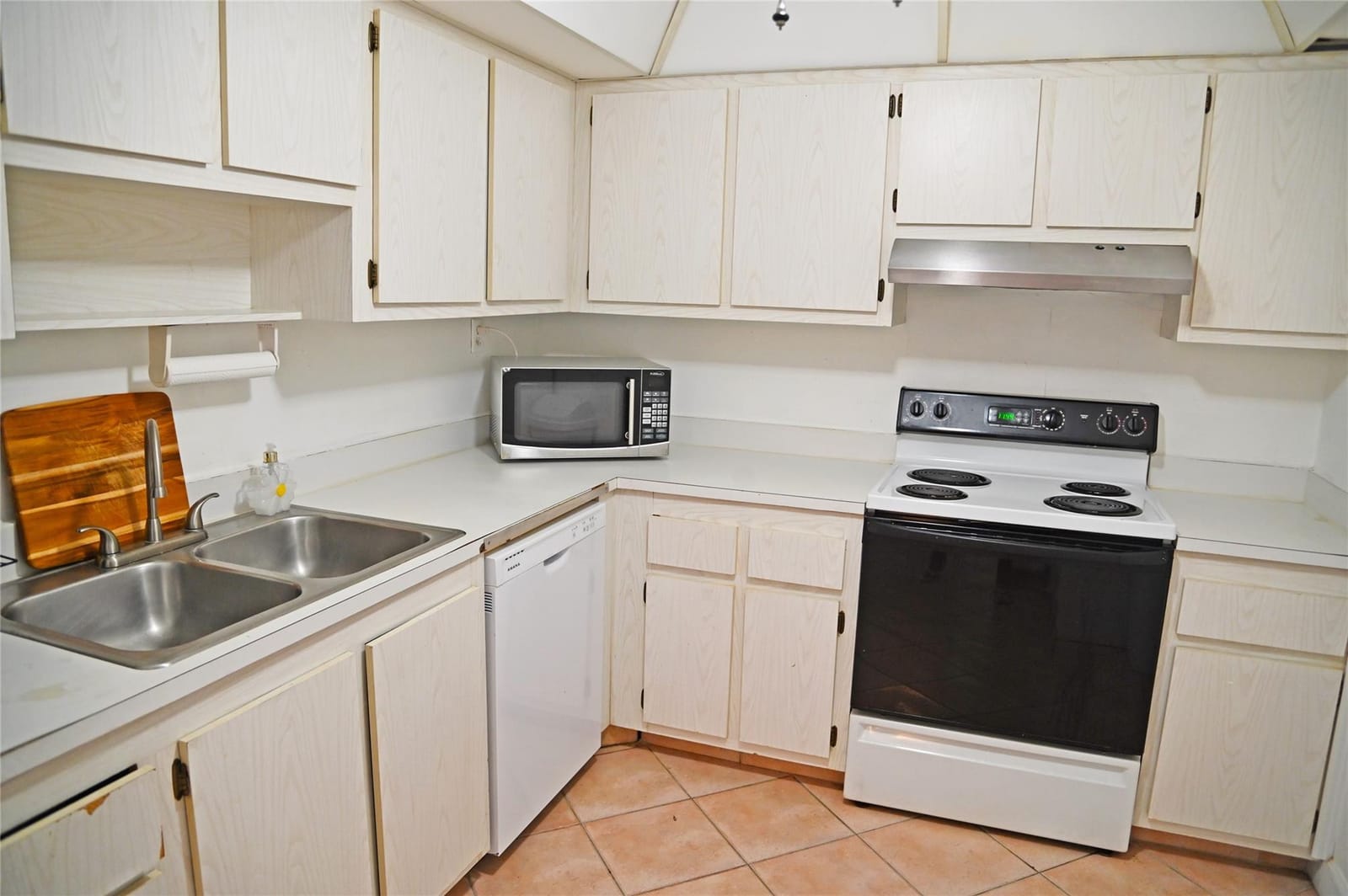525 N OCEAN Boulevard 923 — photo 12