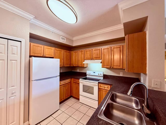15145 Michelangelo Boulevard 207, Delray Beach, FL 33446