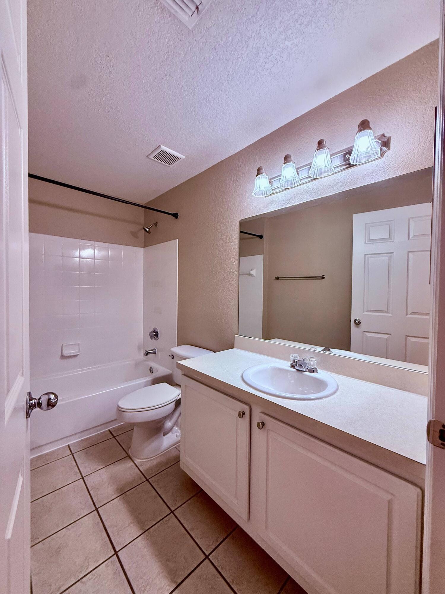 15145 Michelangelo Boulevard 207, Delray Beach, FL 33446 photo 4