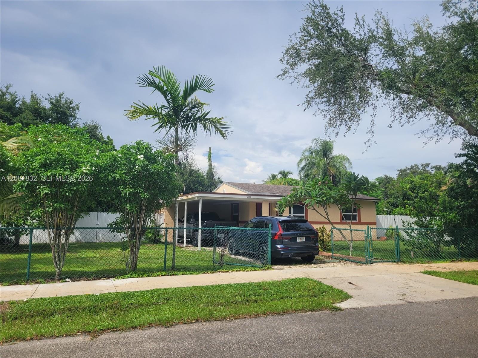 6131 Fletcher Street, Hollywood, FL 33023