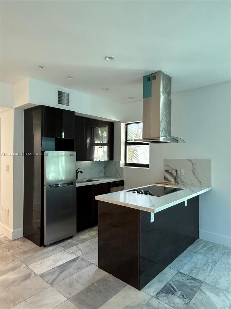 1560 Drexel Avenue 107 — photo 2