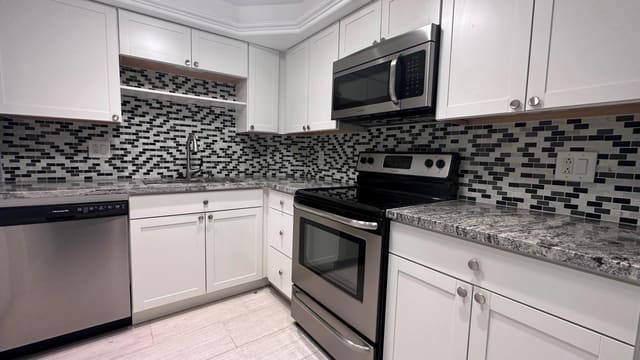 1950 N ANDREWS Avenue 109D, Wilton Manors, FL 33311