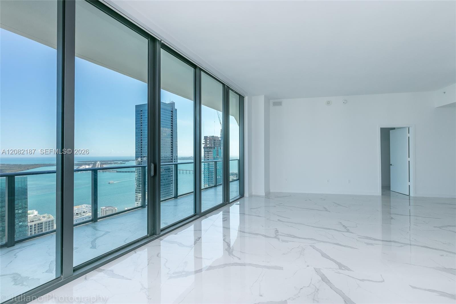 1300 S Miami Avenue PH5101 — photo 2