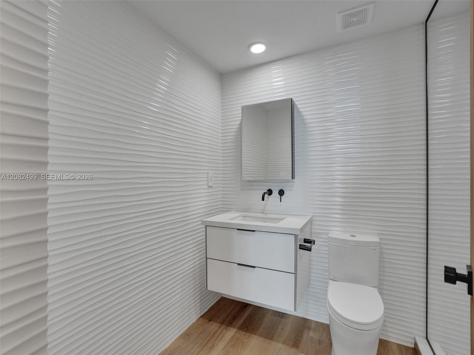 325 S Biscayne Boulevard 1423, Miami, FL 33131 photo 14
