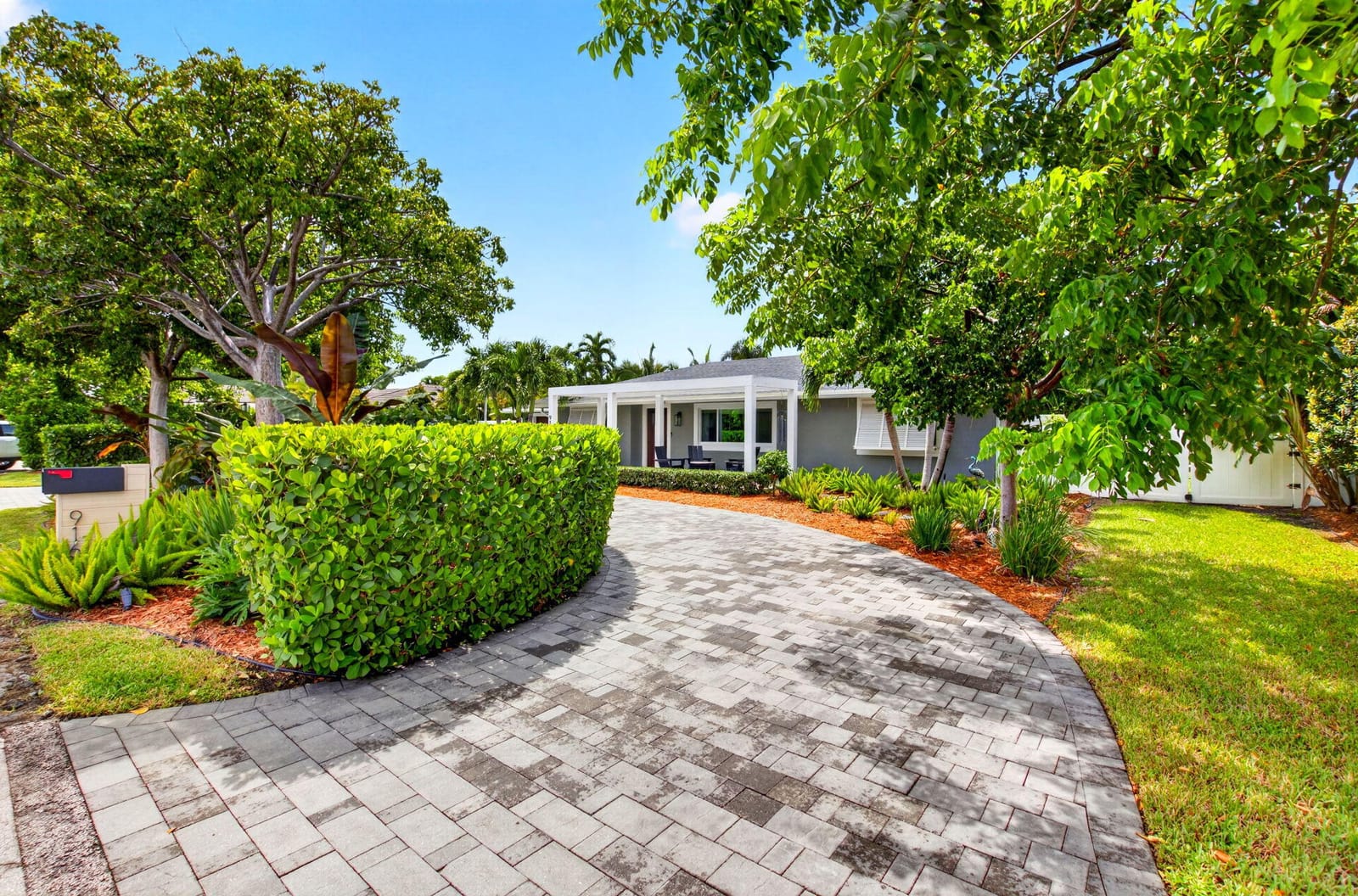 916 SW 36TH Court — photo 4