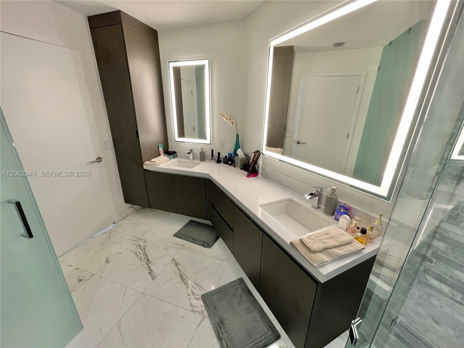 851 NE 1st Avenue 2605, Miami, FL 33132 photo 13