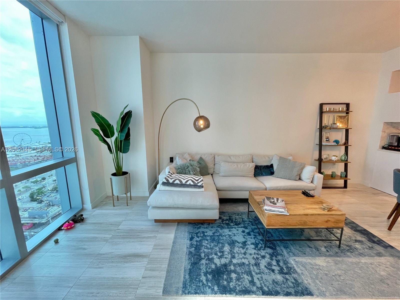 851 NE 1st Avenue 2605, Miami, FL 33132 photo 24