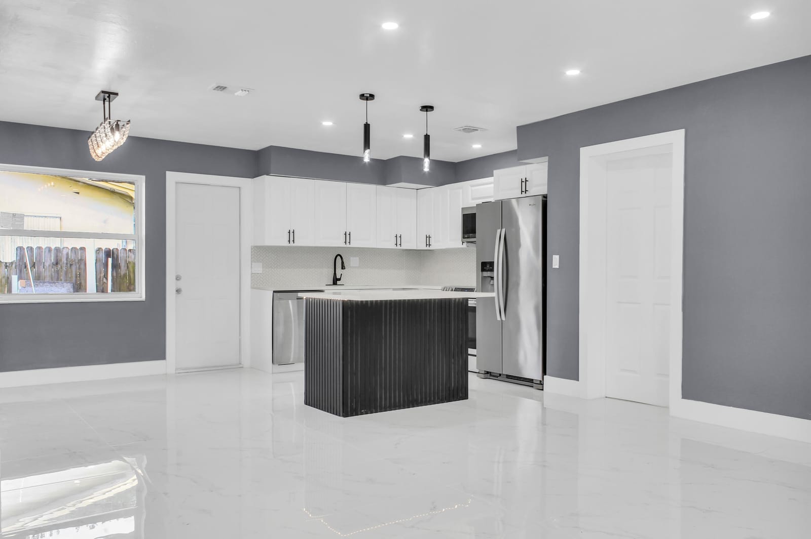 915 SW 3RD Street, Boynton Beach, FL 33435 photo 8