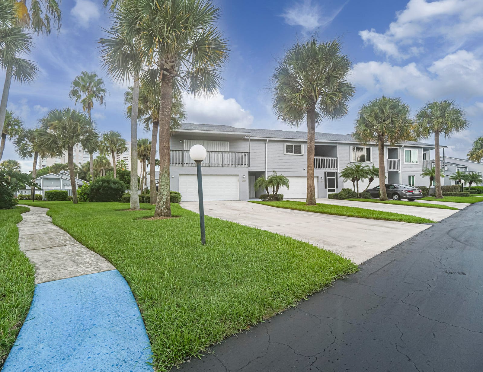 3 bedroom home for sale at 4949 HIGHWAY A1A, Hutchinson Island, FL 34949 — $3,500